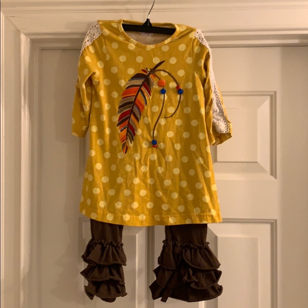 Mallory May size 5 girls outfit, only worn twice